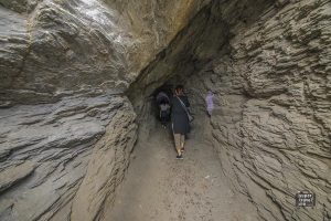 Hike through caves at Taroko National Park
