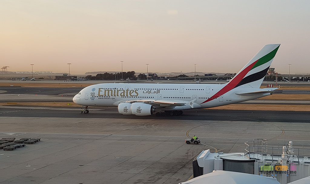 Emirates A380 at Sydney Airport (September 2017)