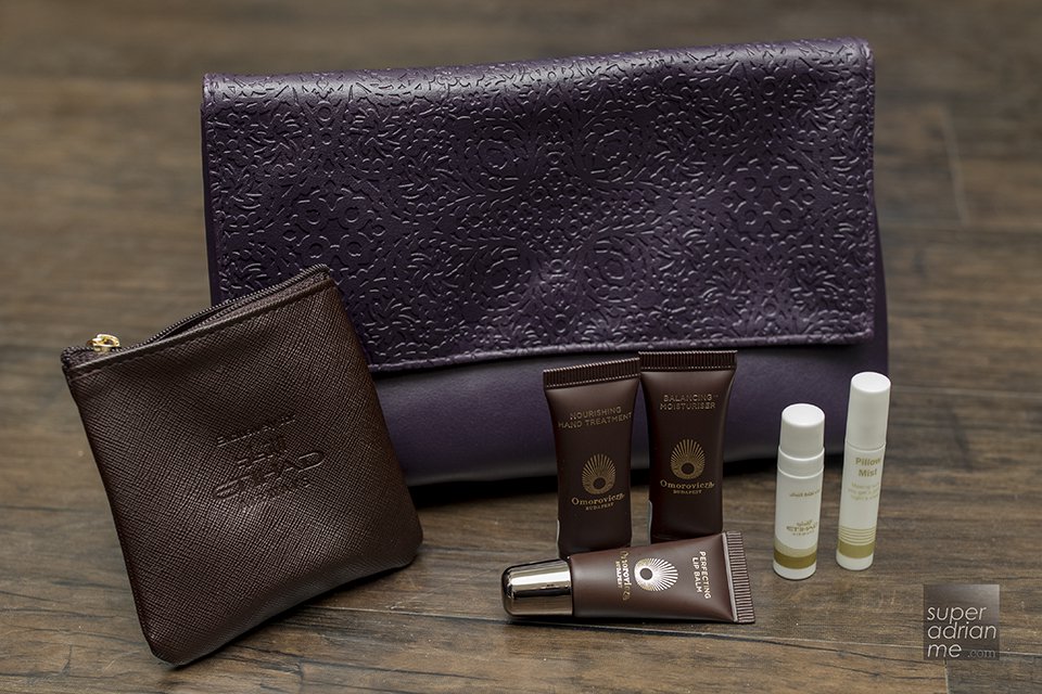 Etihad-Airways-First-Class-Amenity-Kit-Skincare-Products-for-women