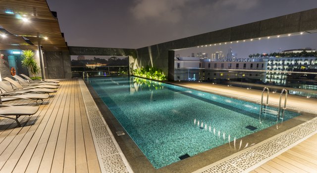 30 Bencoolen Rooftop Swimming Pool 