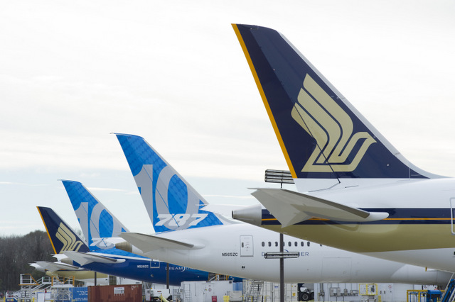 Singapore Airlines Boeing 787-10 Tailfin line up (Boeing photo)