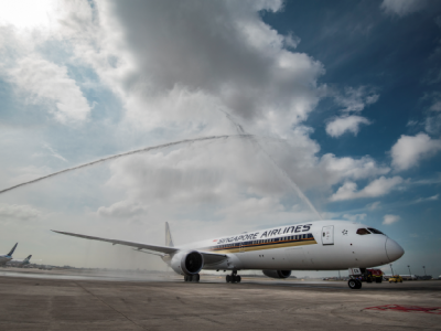 SIA New Boeing 787-10 in Singapore
