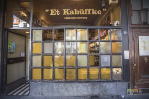 Enjoy Killeptisch cocktails and shots at El Kabuffke in Düsseldorf