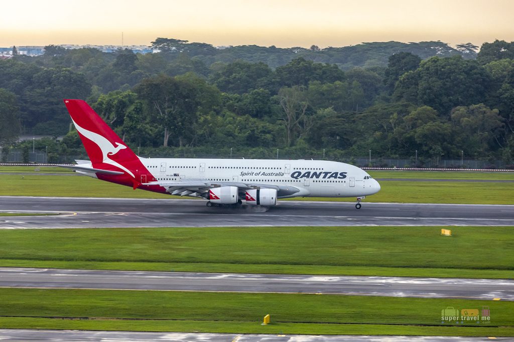 Qantas A380 landing in Singapore Changi Airport