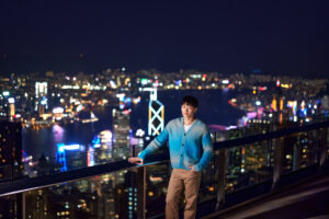 Korean Superstar Rain atop Victoria Peak enjoying the city view. (HKTB photo)