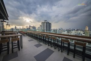 Brewski Rooftop Craft Beer Bar at Radisson Blu Plaza Bangkok