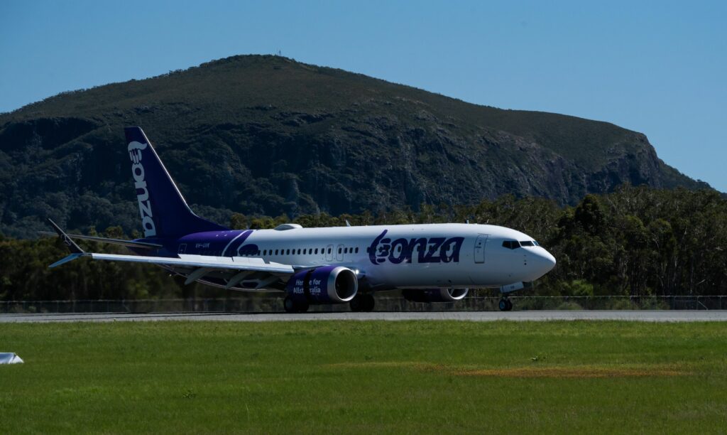 Bazza, Bonza's second aircraft touches down at Sunshine Coast airport (Bonza photo)